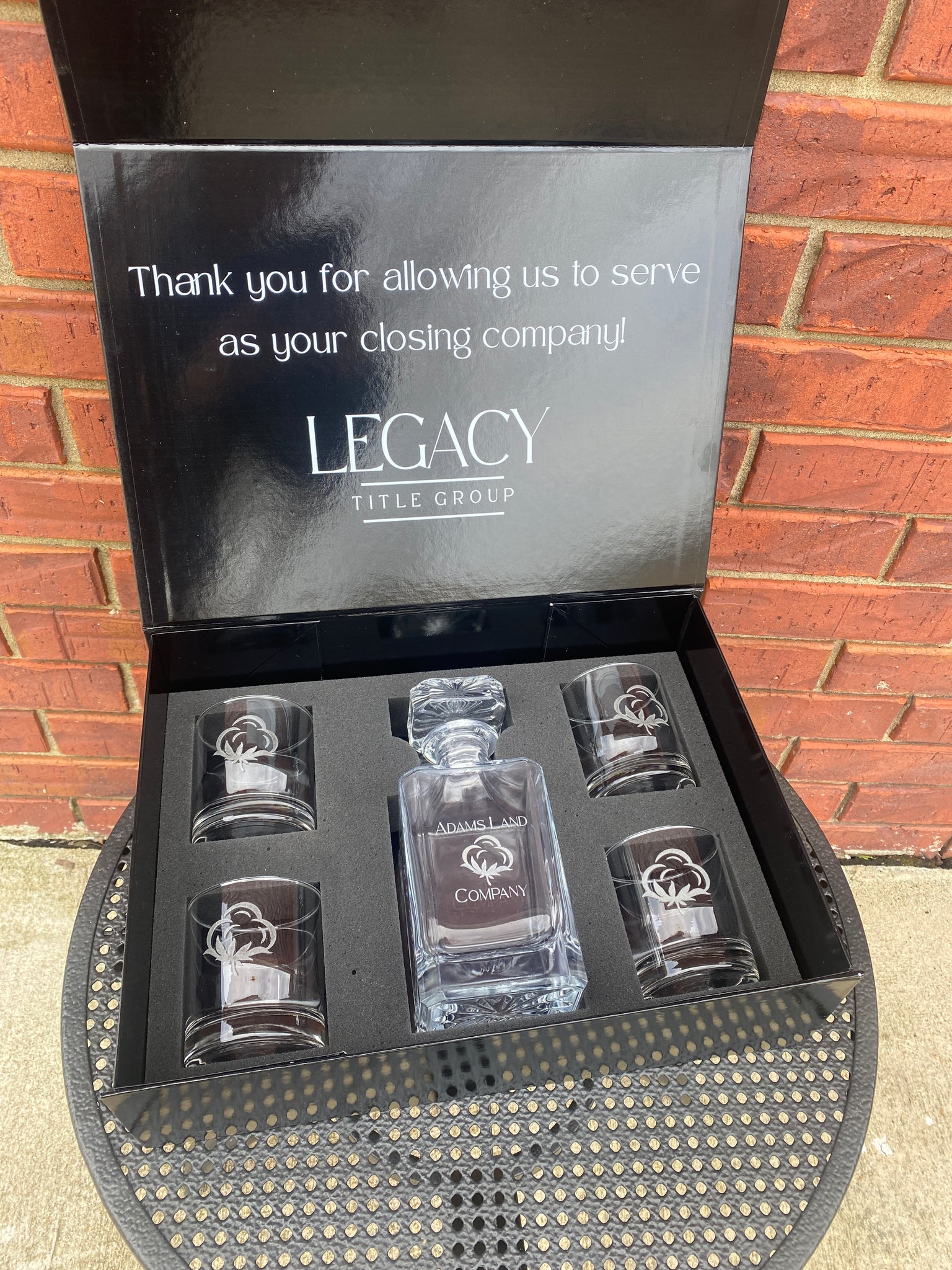 Personalized Whiskey Decanter Set with Luxury Gift Box , Gifts for